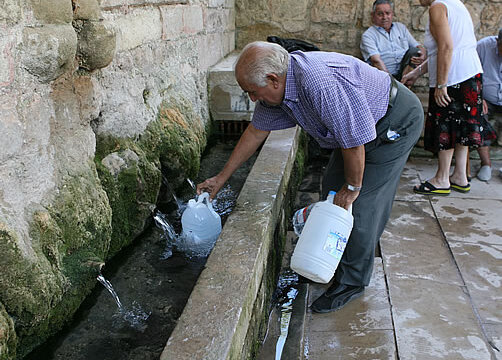 Recollint l'aigua del Brufaganya